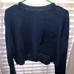 navy blue cropped sweater w/ pocket